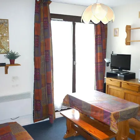 Agreable 2* En Pied Des Pistes De Pyrenees 2000